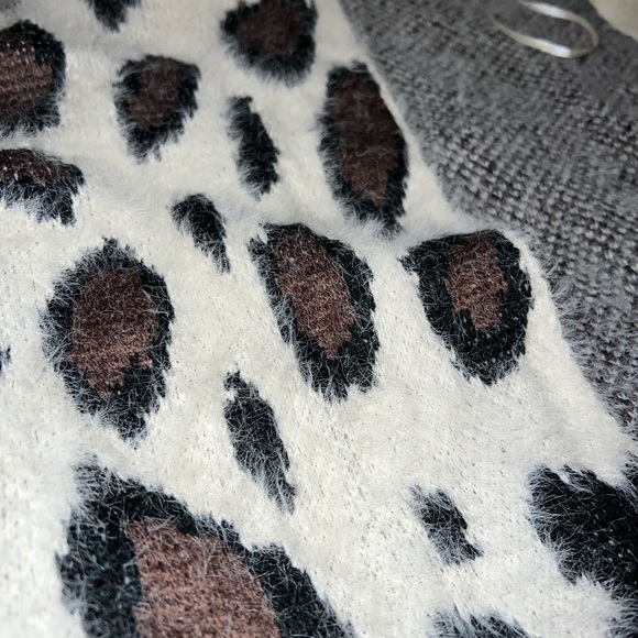 Leopard cardigan sweater! Super soft and cute! Great for layering! - Picture 3 of 3